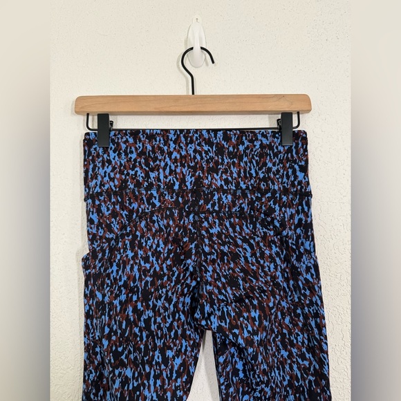 Lululemon Fast and Free High Rise Tight 25" Ankle Leggings Leopard Camo Blue 6 - Picture 6 of 9